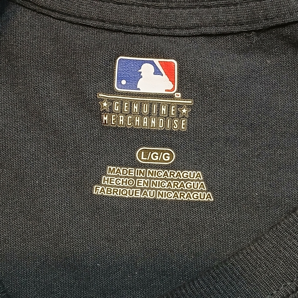 Cleveland Indians Blue T-Shirt - Picture 3 of 7